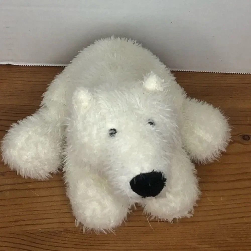 Ganz white polar bear